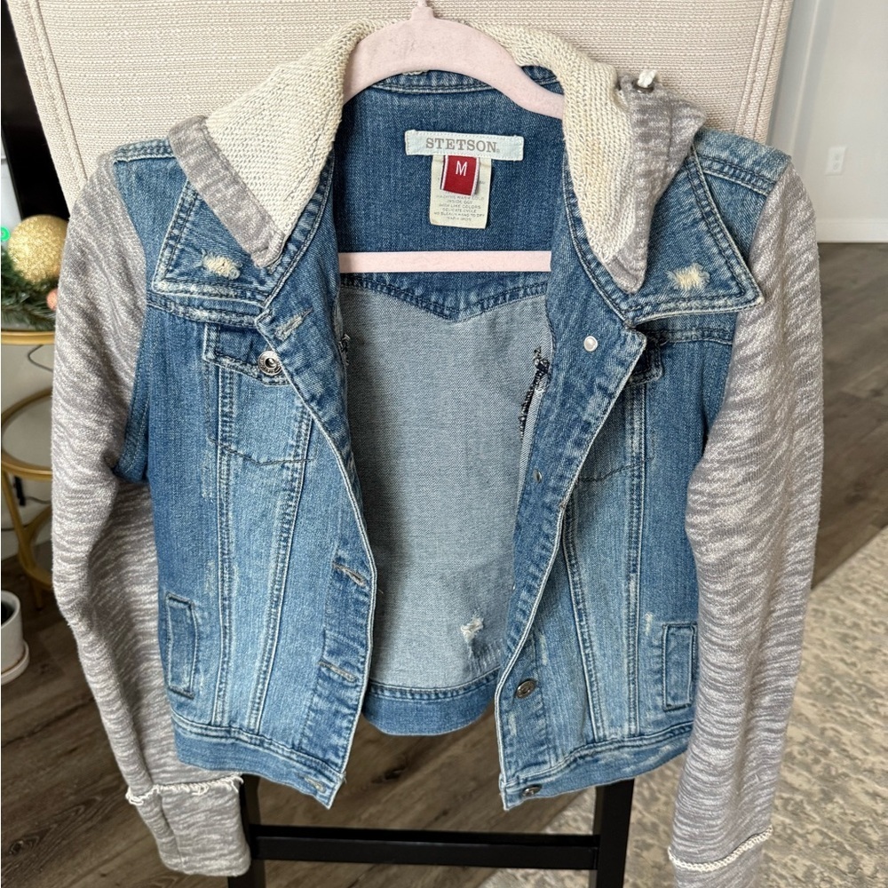 EUC Stetson Blue Denim Distressed Hooded Jean Jacket, 100% Cotton, Gray, M